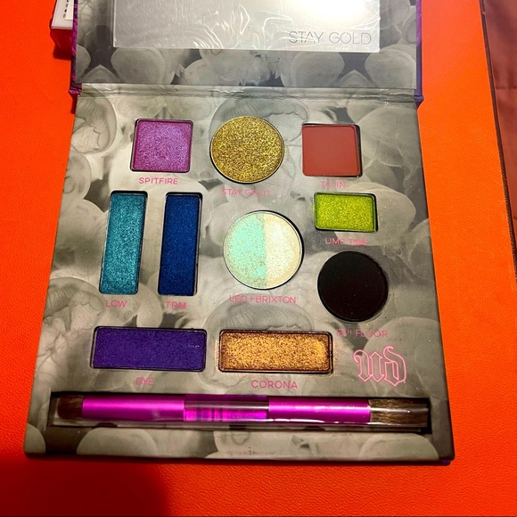 Urban Decay x Kristen Leanne Palette - Picture 3 of 4